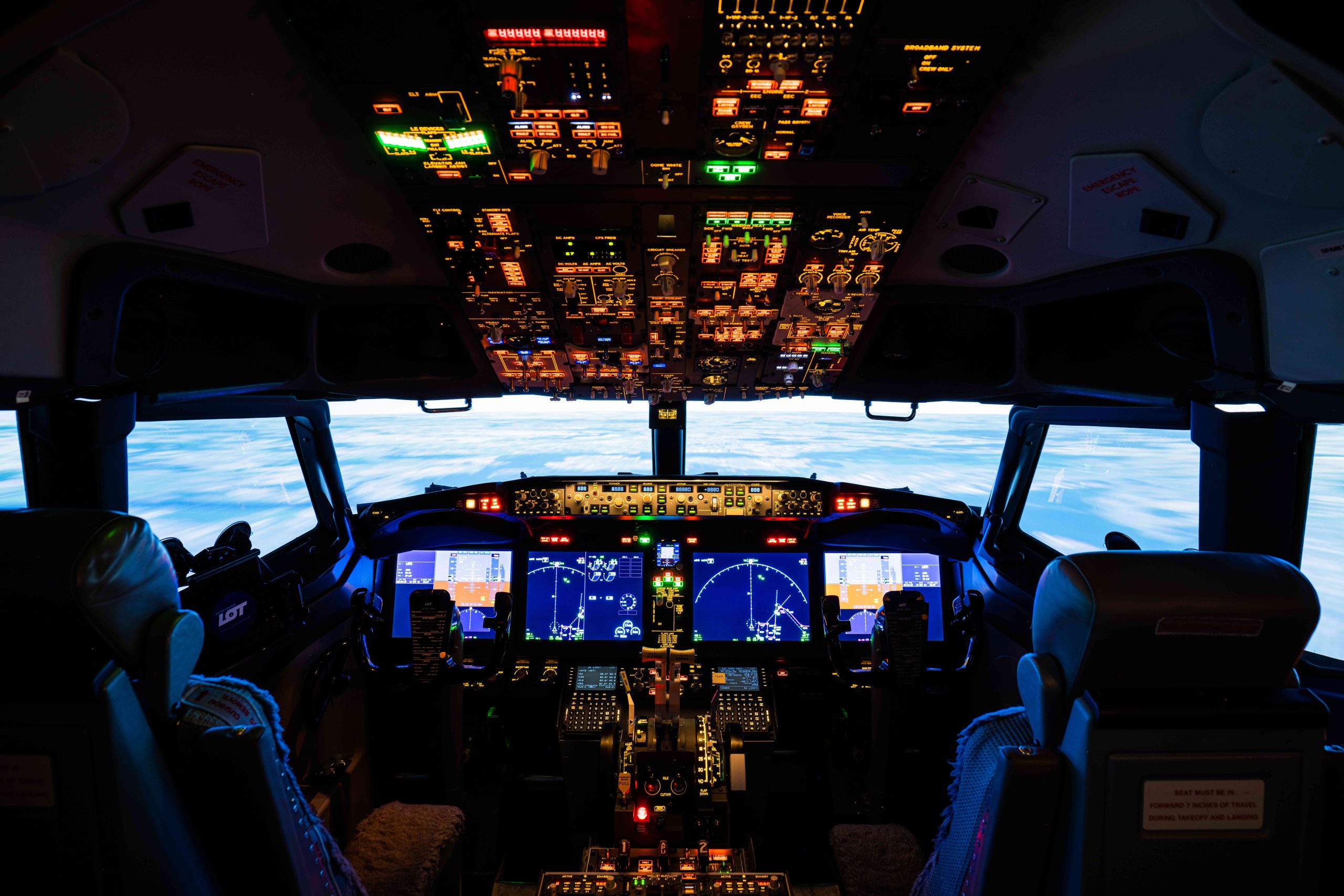 Symulator 737-8 MAX LOT Flight Academy 